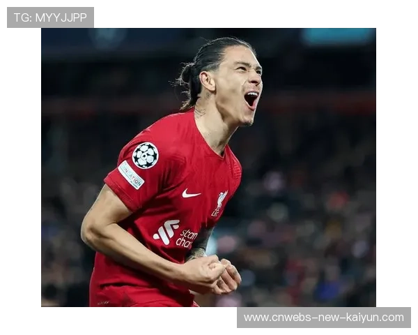 利物浦努涅斯背身做球后劲射破门